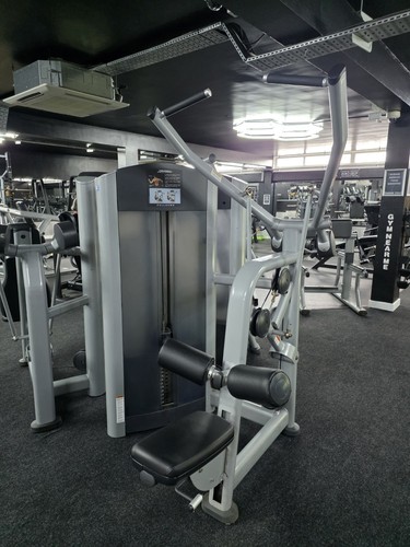 Life fitness lat pulldown - life,