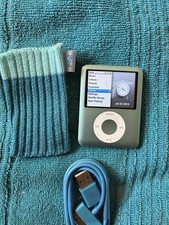 Apple iPod Nano 3rd Gen 8GB