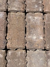 MARSHALLS HEAVY DUTY MONO BLOCK PAVING BRINDLE - 649 PAVERS - BARGAIN PRICE!