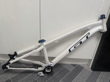 Gt La Bomba Dirt Jump Bike