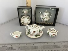 Wedgewood miniature coffee and