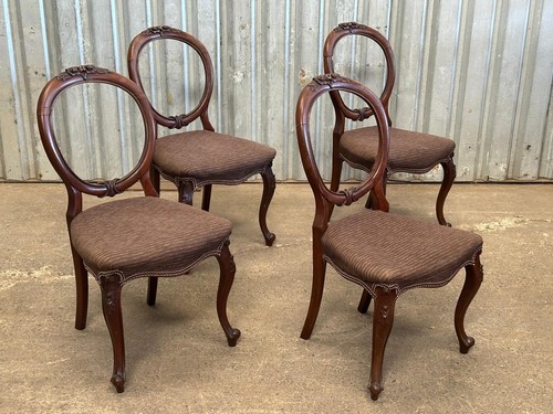Set victorian mahogany - of, 4