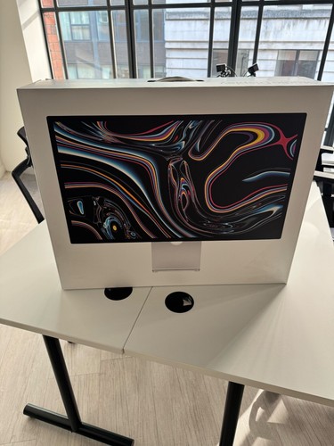 Apple studio display - studio,