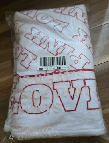 Nwt victorias secret love - love, pink