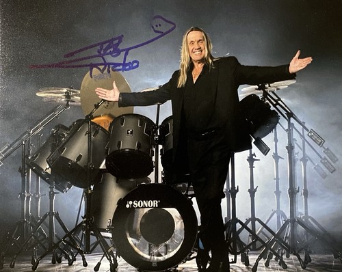Nicko mcbrain signed - mcbrain, 8x10