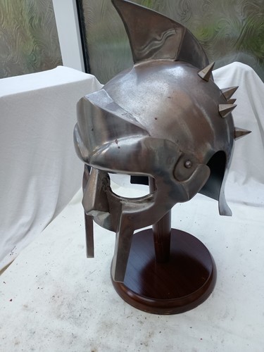 Greek gladiator helmet maximus - gladiator,