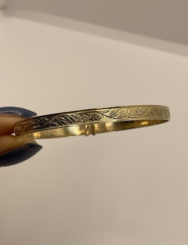 Child 9ct gold bangle - 9ct,