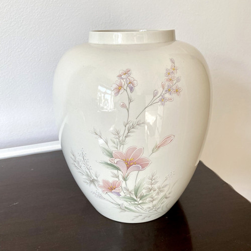 Vintage poole pottery vase - poole,