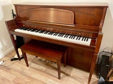 Yamaha M450 Upright Piano 44