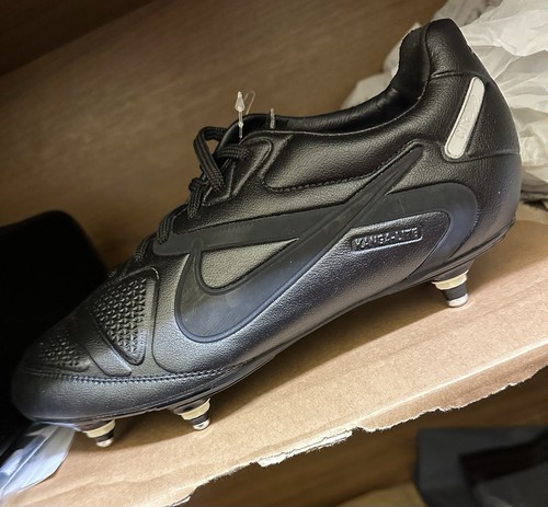 Nike ctr360 maestri sg - ii,
