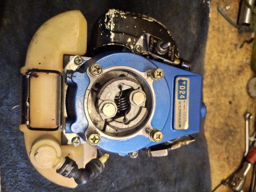 Kawasaki td24 strimmer - kawasaki,