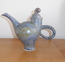 A WONDERFUL STUDIO POTTERY TEAPOT SIGNED WITH AN INCISED BD
