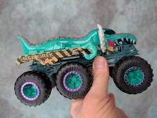Monster Jam Hot Wheels Mega