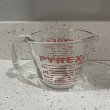 Pyrex 1 Cup 8 oz Liquid Glass