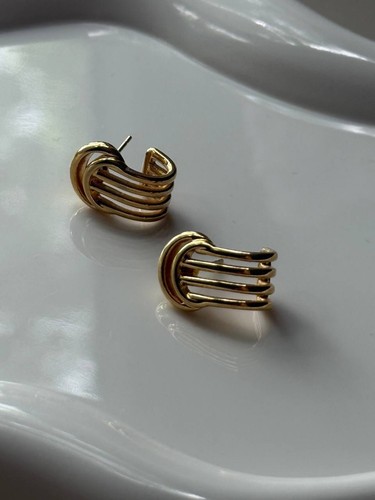 Vintage monet gold tone - vintage,