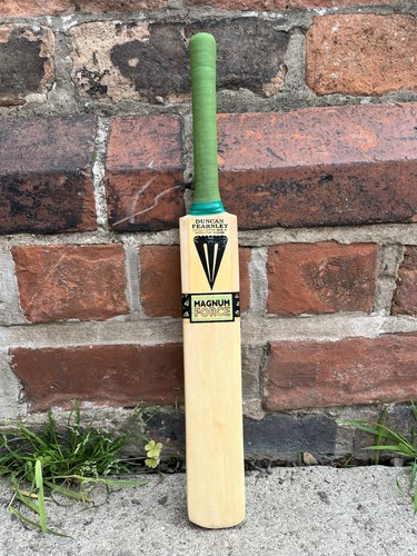 Cricket bat duncan fearnley - cricket,
