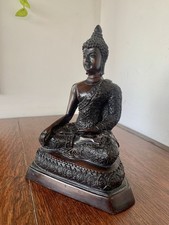 large buddha statue/