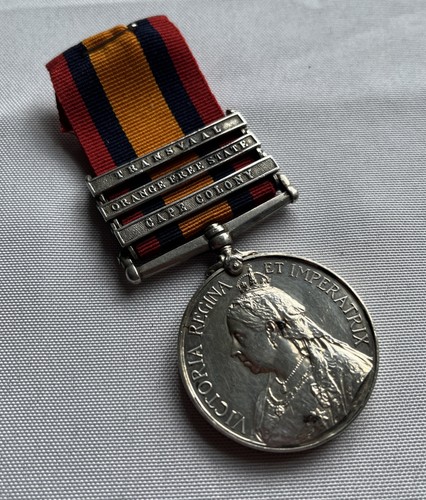 Queens south africa medal - queens,