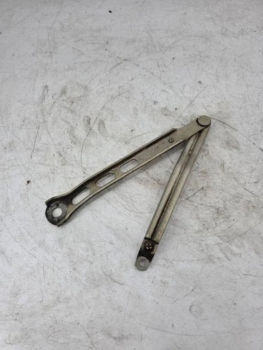 Bmw e34 bonnet hood hinge - e34,