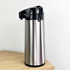 Airport flask pump - 1.8l, action