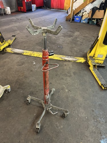 Hydraulic gearbox lift - hydraulic,