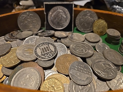 Mixture coins from - coins,