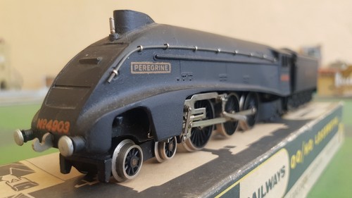 Wrenn w2213 gresley class - wrenn,