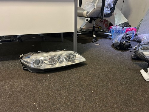 Mazda 2008 right headlight - 6,