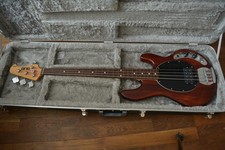 Fretless Music Man SUB