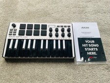 Akai MPK Mk 3 Mini special edition white