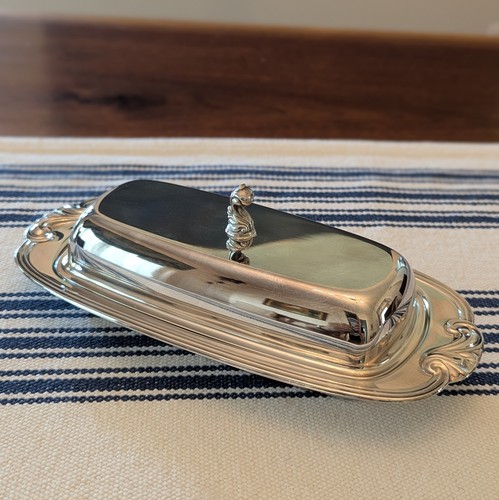 Silver plate butter dish - butter, with