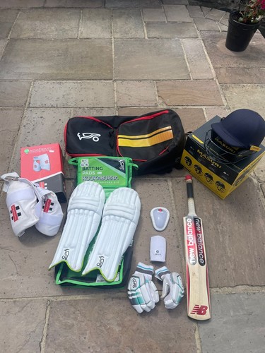 Junior cricket set including - junior,