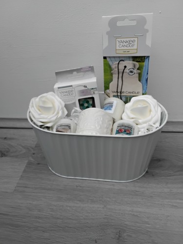 Yankee candle white fragrances - candle,