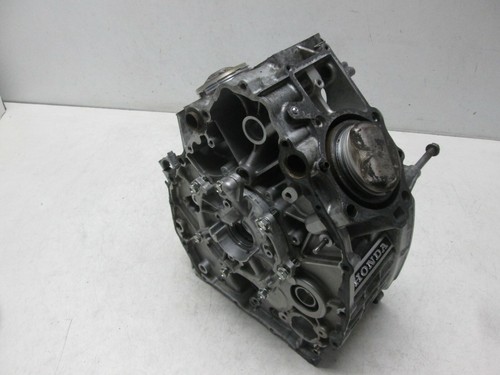 Engine case housing - case,