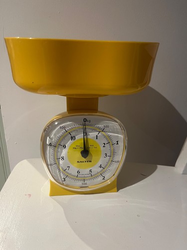 Vintage retro yellow salter - retro,