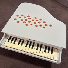 KAWAI Mini Grand Piano P-32