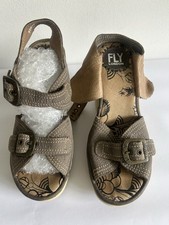 Fly London Olive/grey Wedge