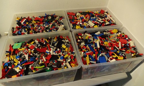 Lego kiloware bricks - 1,