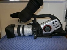 Canon XL2 Mini DV Camcorder PAL format. 3 CCD with 20 X optical zoom lens