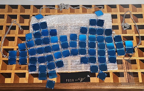 Posh blue chainmail - blue,