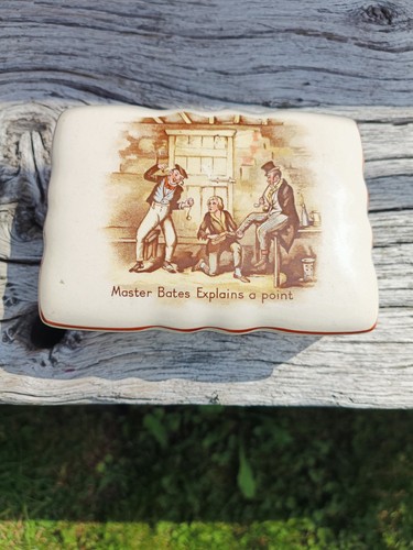 Vintage arthur wood dickensian - wood,
