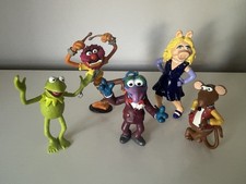 Set of Muppet figures inc Kermit, Miss Piggy, Animal, Fozzie  - PLZ READ INFO