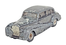 Dinky Toys 150 Rolls-Royce Colour Silver Wraith A Vintage Die-cast Model Unboxed