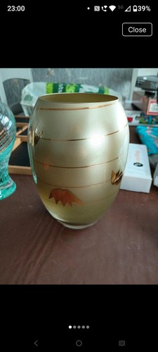 Bohemian crystal vase - ,