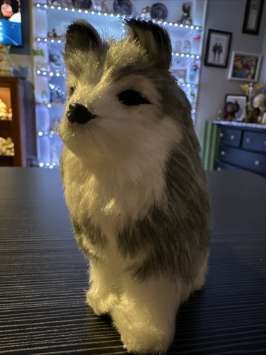 Furry alaskan husky figure - alaskan,