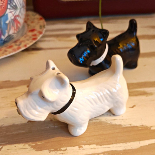 Ceramic black white - black, scottie