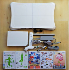 NINTENDO Wii BUNDLE CONSOLE