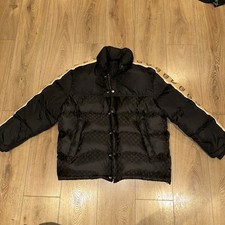 Gucci Men’s Monogram Pattern
