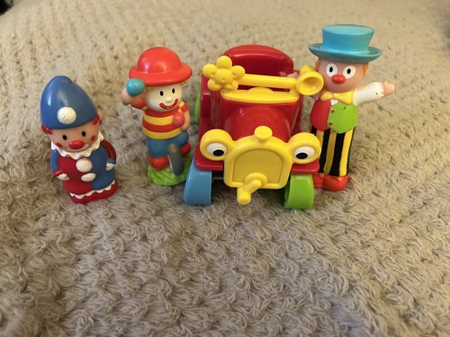 Elc happyland circus figures - elc,