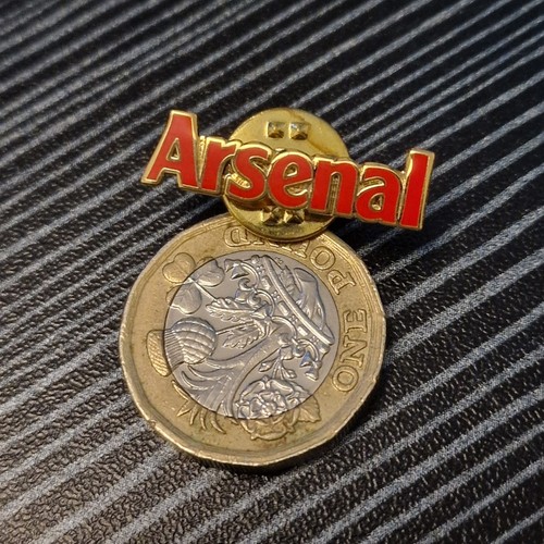 Arsenal badge - arsenal,